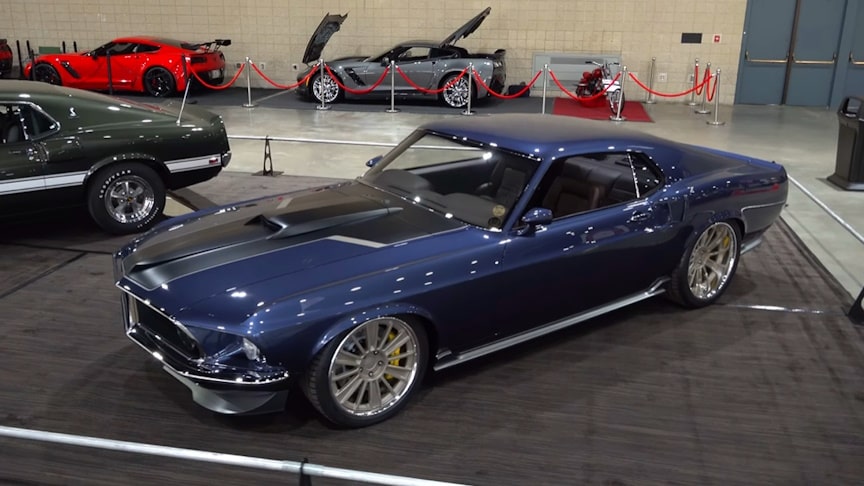 Přizpůsobený Ford Mustang Blue Bayou z roku 1969